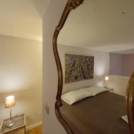 Navona Gold Apartment *